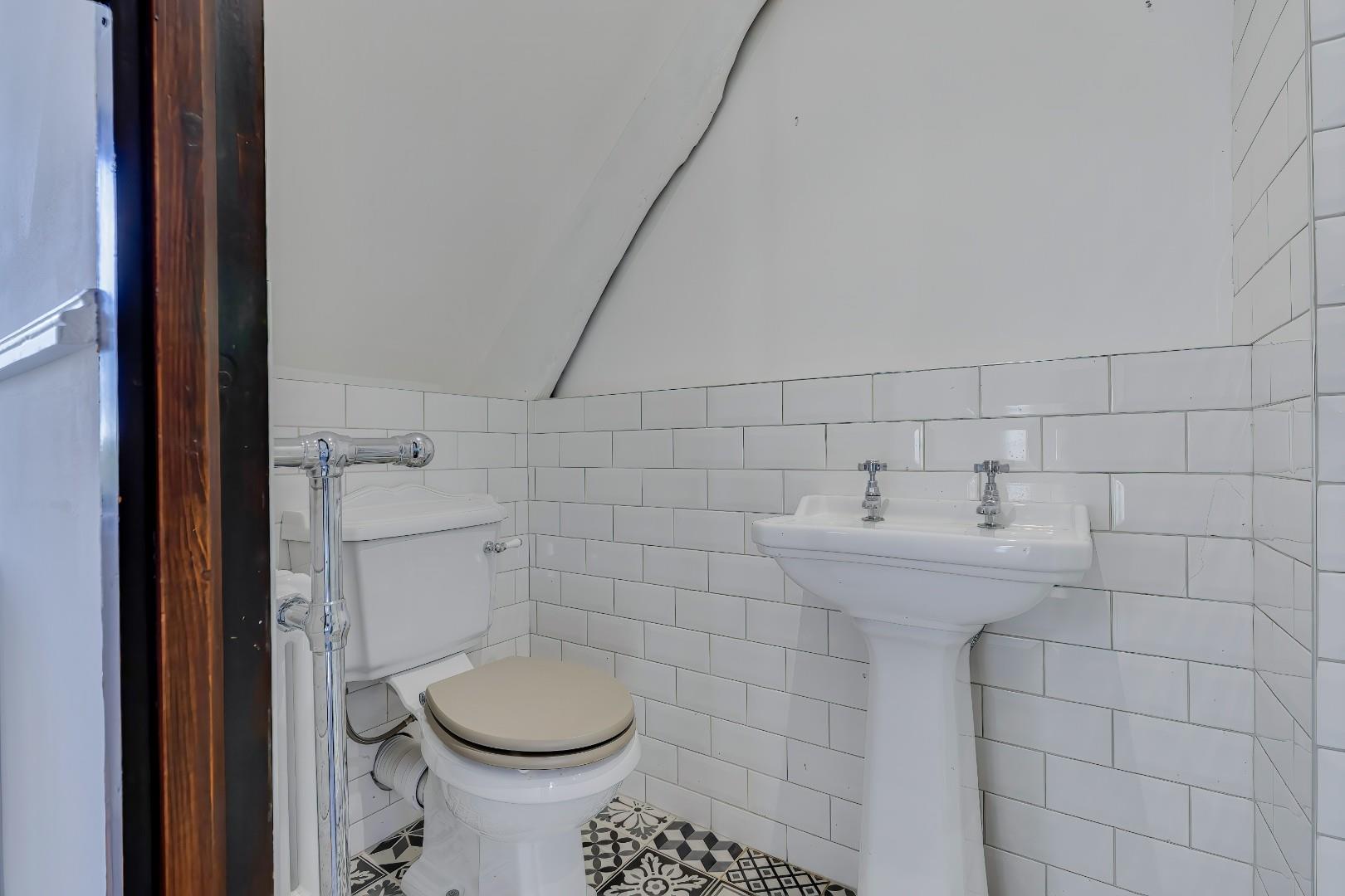 Ty Uchaf, Moulton, Nr Llancarfan, Vale of Glamorgan, CF62 3AB